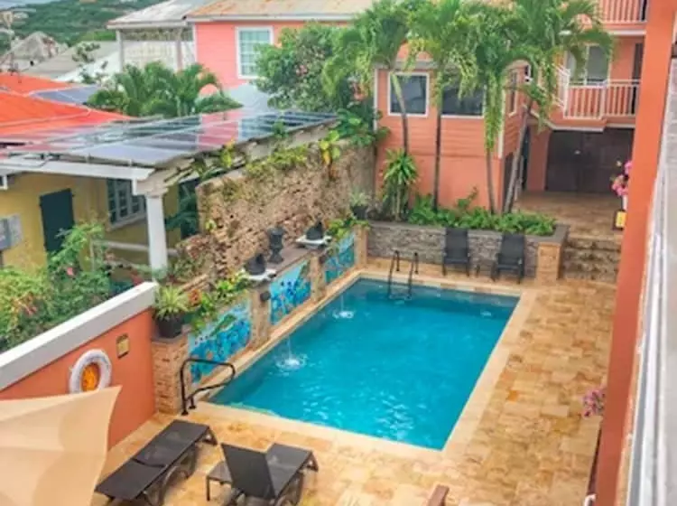 Отель Company House