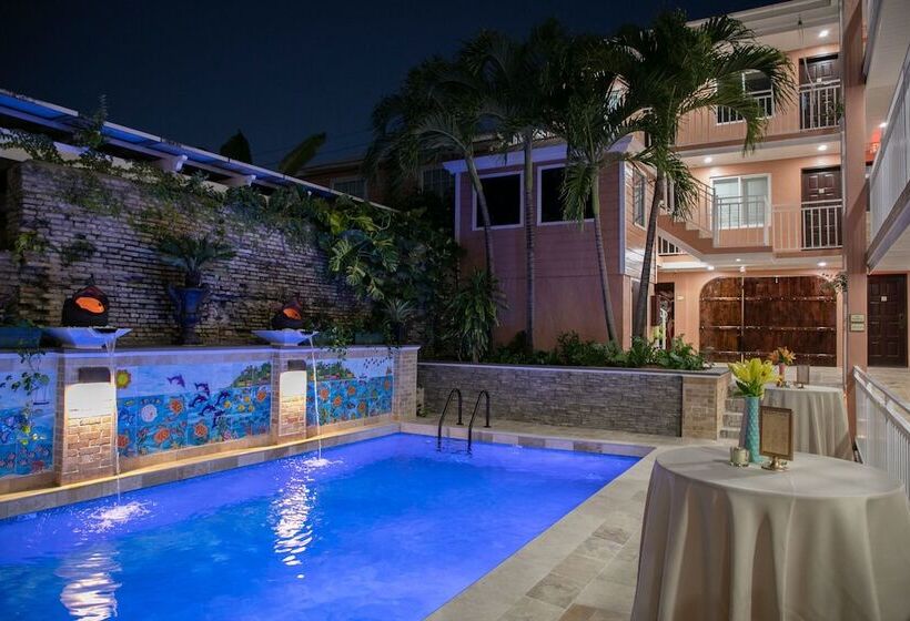 هتل Company House