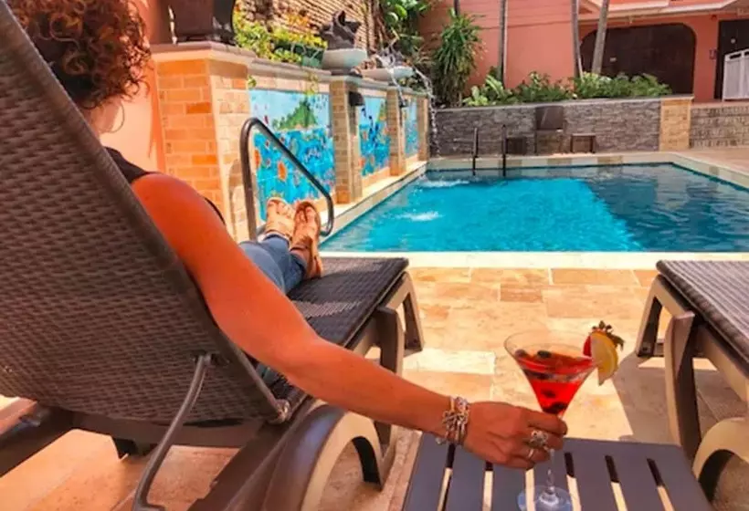 Отель Company House