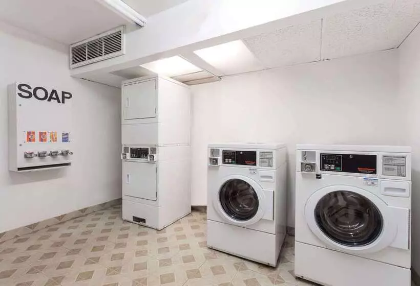 ホテル Days Inn By Wyndham College Park Airport Best Road