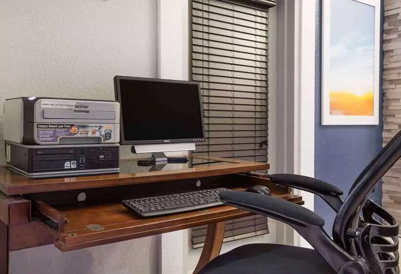 ホテル Days Inn By Wyndham College Park Airport Best Road