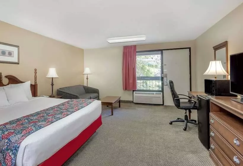 Hotelli Days Inn By Wyndham Hoover Birmingham