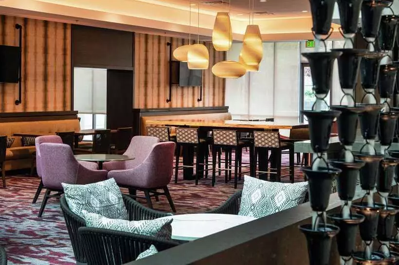 Hotel Embassy Suites By Hilton Walnut Creek