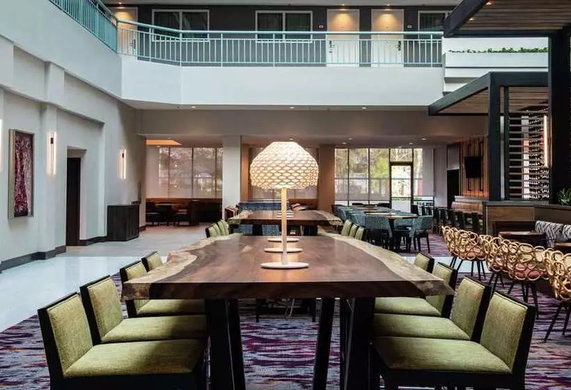 Hotel Embassy Suites By Hilton Walnut Creek