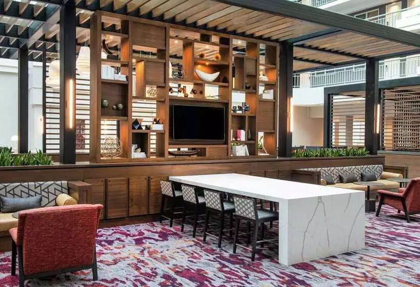 Hotel Embassy Suites By Hilton Walnut Creek