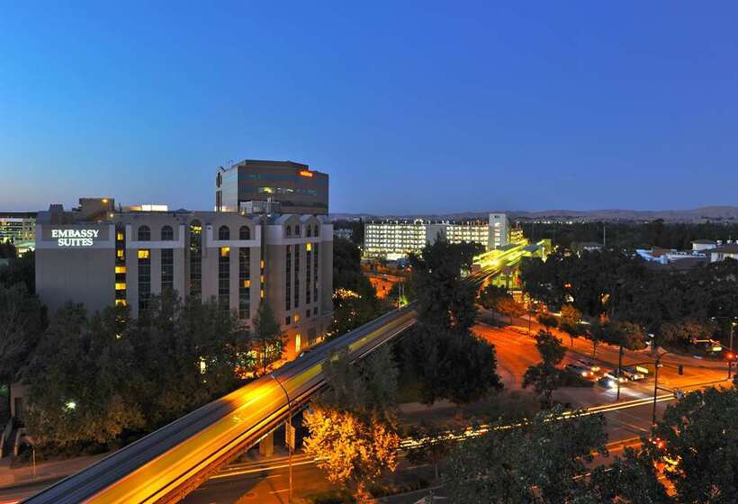 فندق Embassy Suites By Hilton Walnut Creek