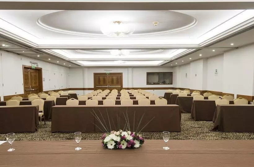 호텔 Holiday Inn Montevideo, An Ihg