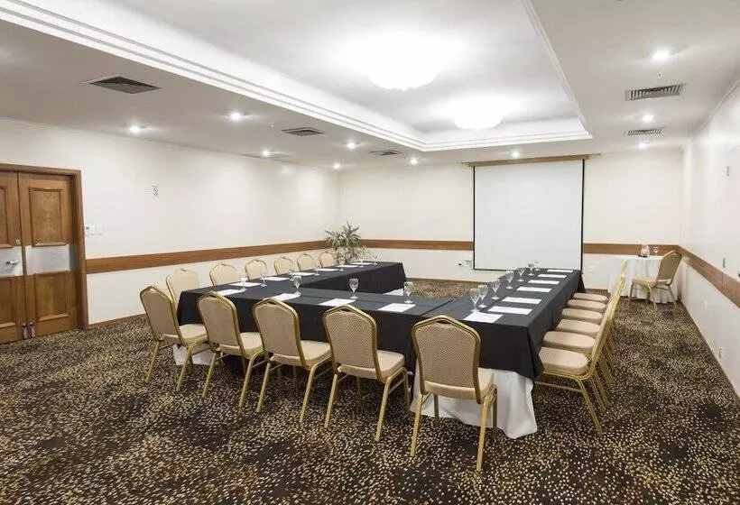호텔 Holiday Inn Montevideo, An Ihg