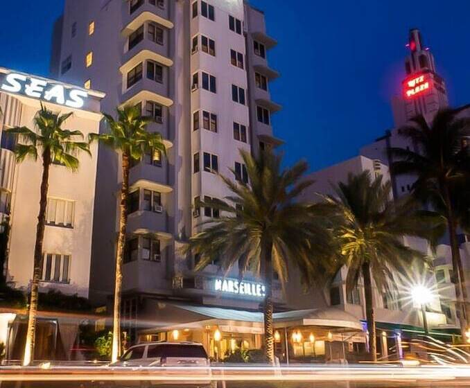 هتل Marseilles Beachfront