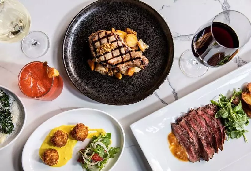 فندق Mills House Charleston, Curio Collection By Hilton