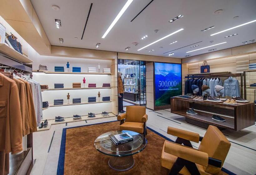 هتل The Newbury Boston