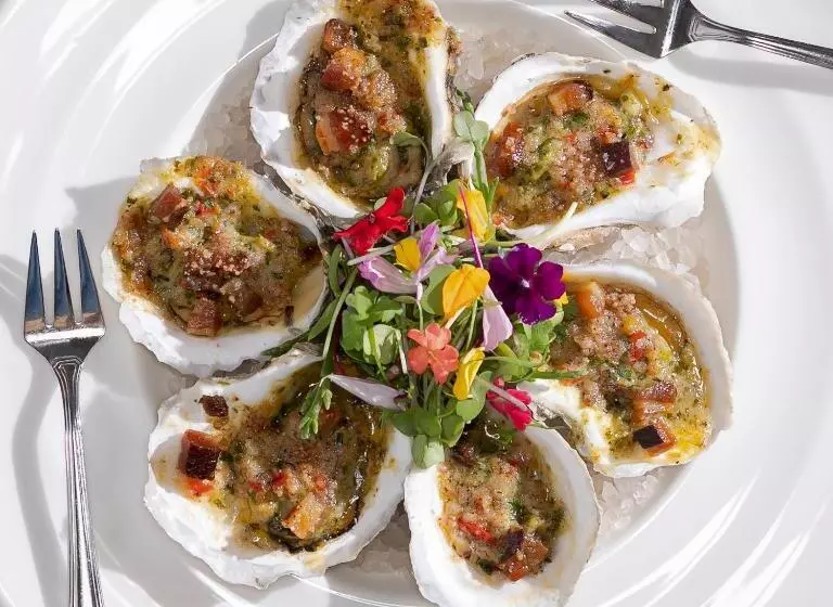 فندق The Vendue, Downtown Art