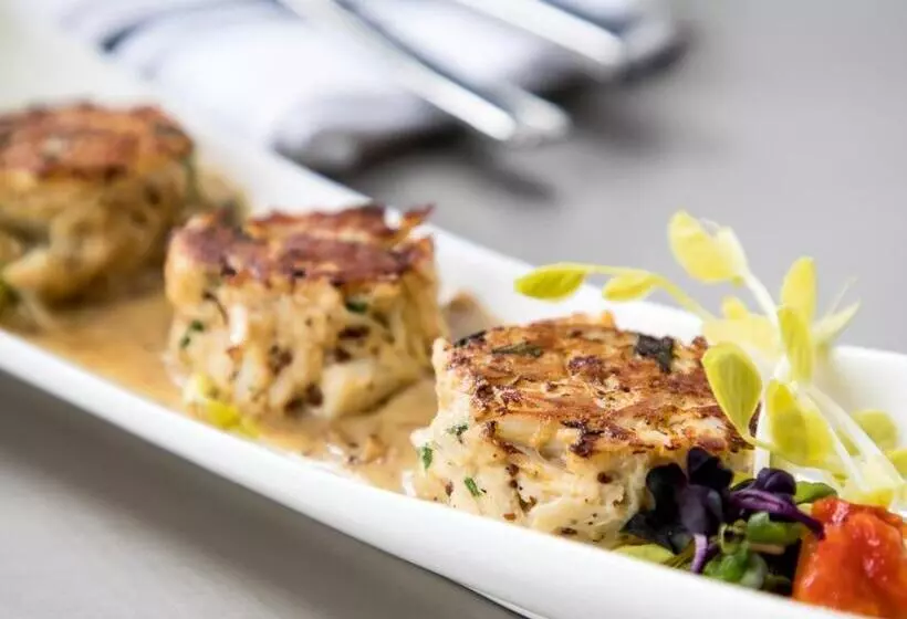 فندق The Vendue, Downtown Art