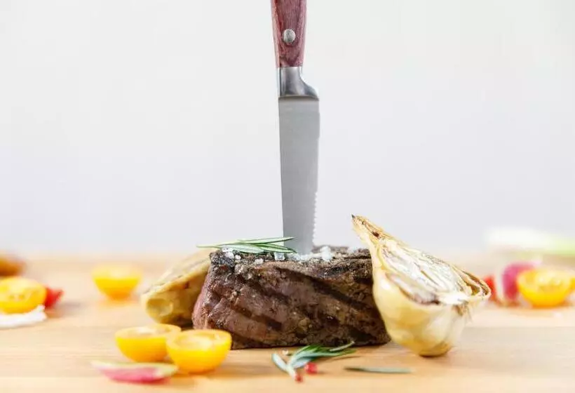 فندق The Vendue, Downtown Art