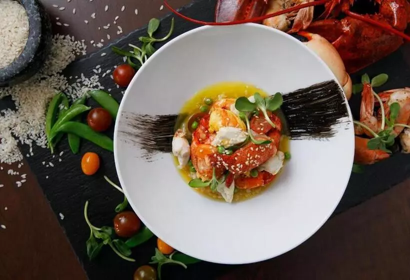 فندق The Vendue, Downtown Art