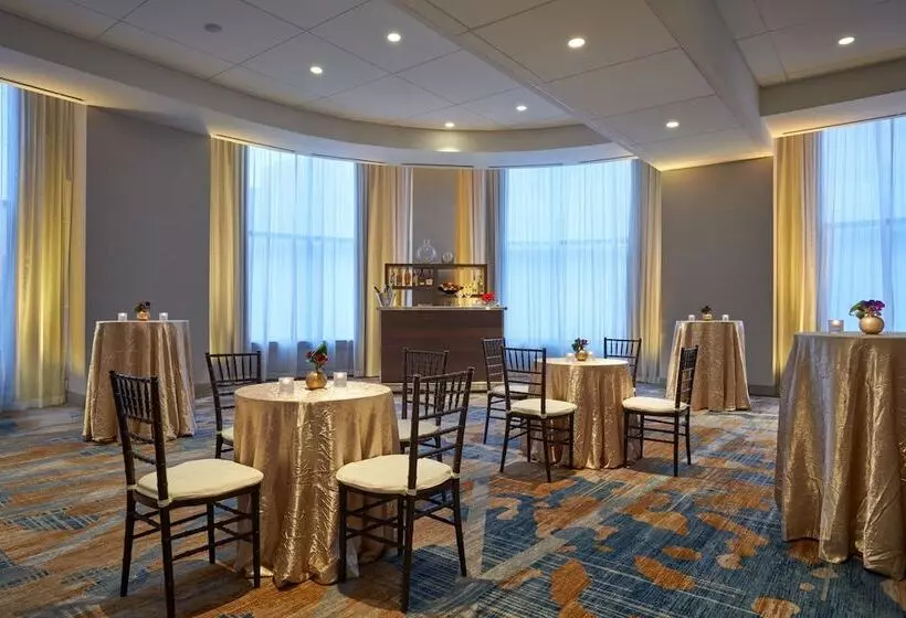 בית מלון כפרי The Westin Indianapolis