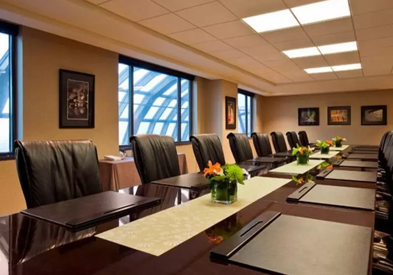 בית מלון כפרי The Westin Indianapolis