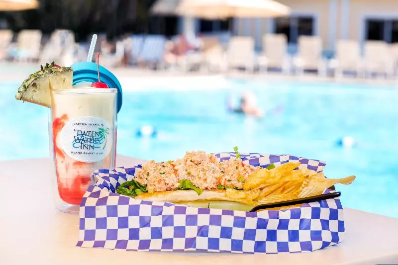 호텔 Tween Waters Island Resort & Spa