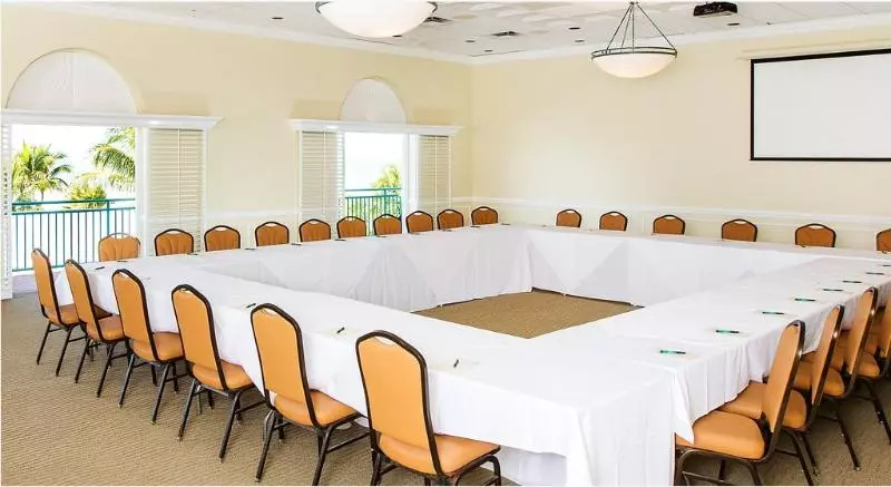 호텔 Tween Waters Island Resort & Spa