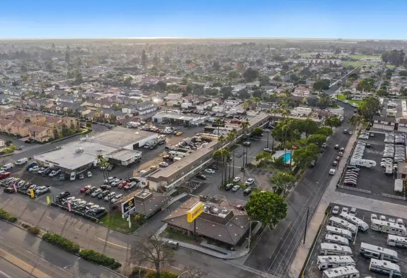 酒店 Vagabond Inn Oxnard