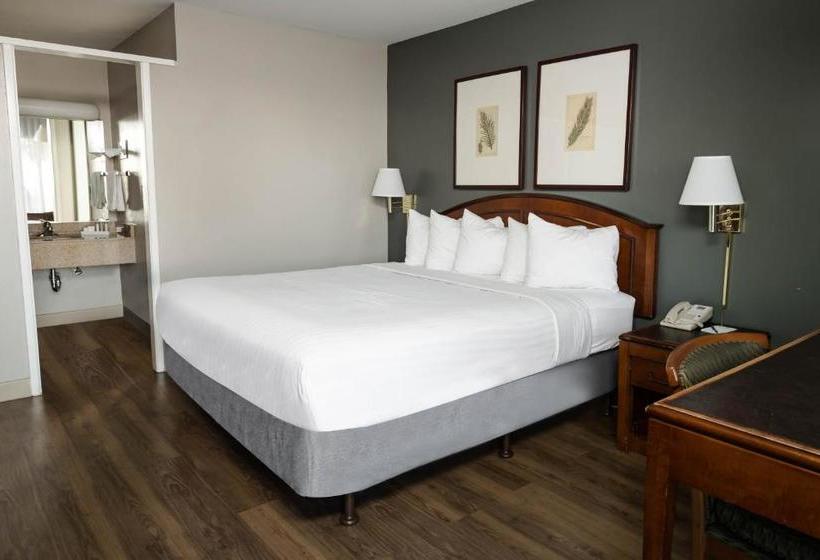 هتل Vagabond Inn Oxnard