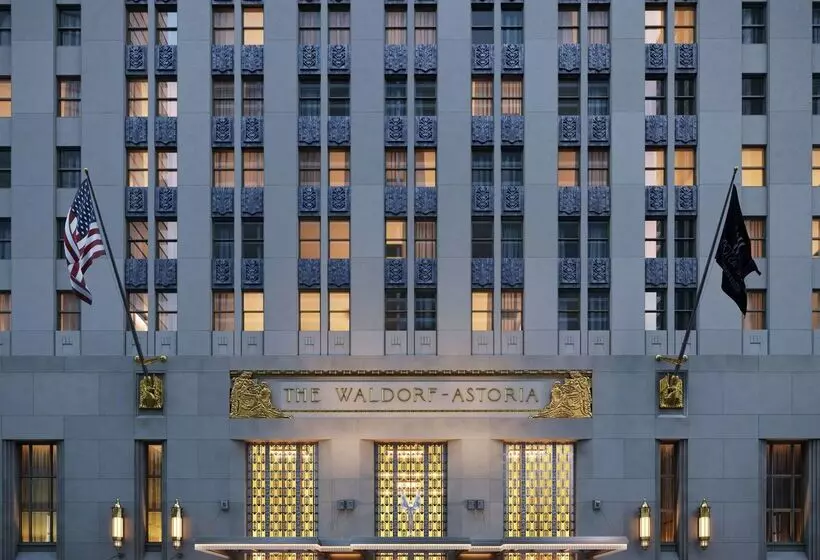 هتل Waldorf Astoria New York