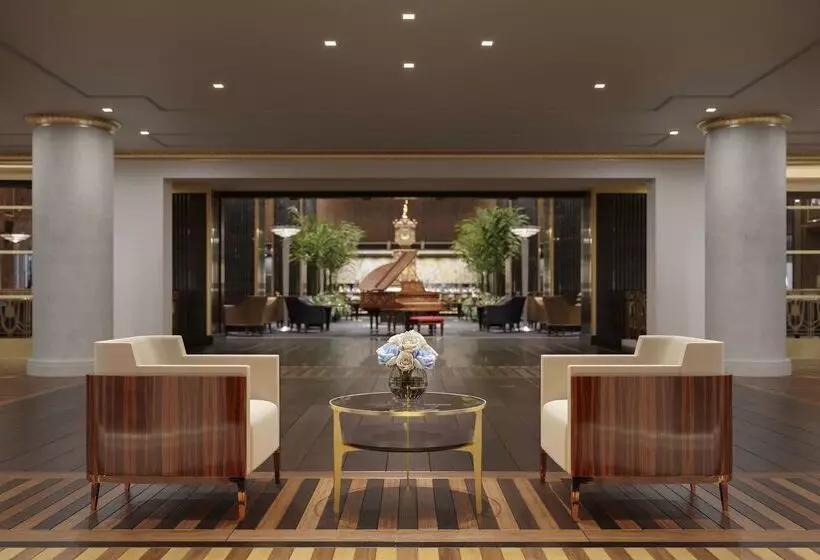 هتل Waldorf Astoria New York