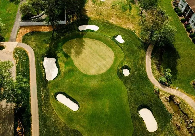 فندق Waynesville Inn And Golf Club, Tapestry Collection By Hilton