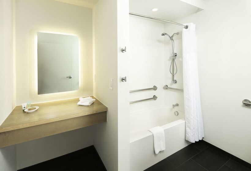 فندق على الطريق Waypoint