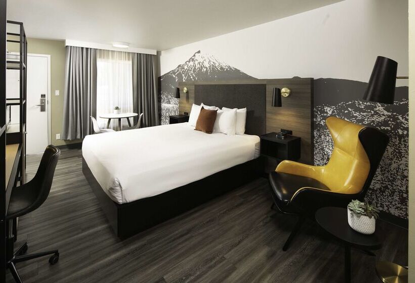 فندق على الطريق Waypoint