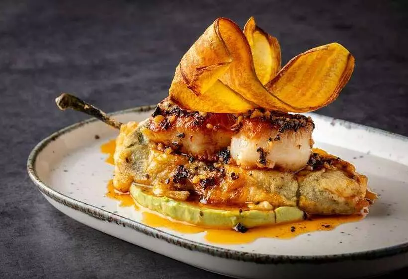 The Waterfront Beach Resort, A Hilton