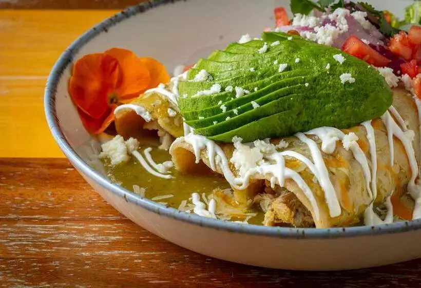 The Waterfront Beach Resort, A Hilton