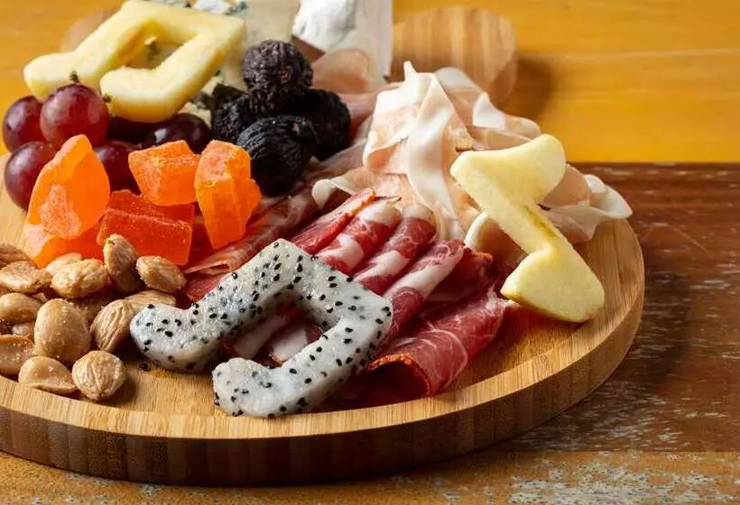 The Waterfront Beach Resort, A Hilton