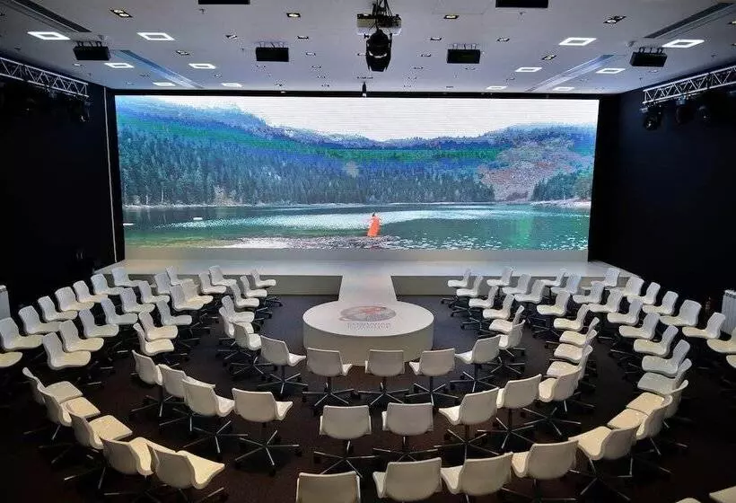 Avala Resort & Villas