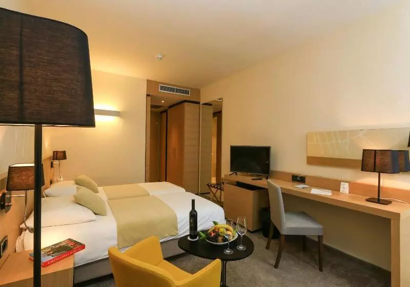 Hotelli Aminess Liburna