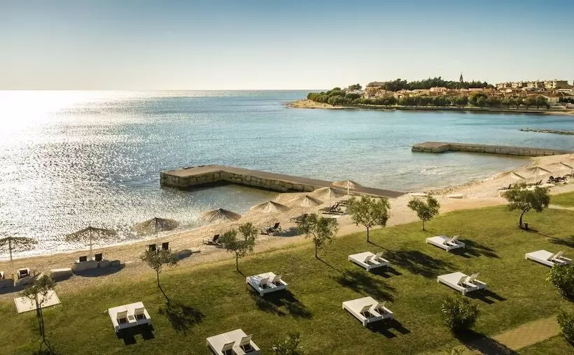 هتل Aminess Maestral