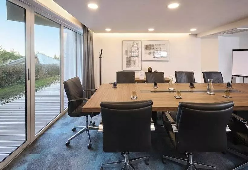 هتل Aminess Maestral