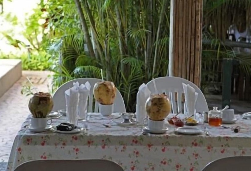 هتل Kariwak Village Holistic Haven And