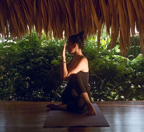 هتل Kariwak Village Holistic Haven And