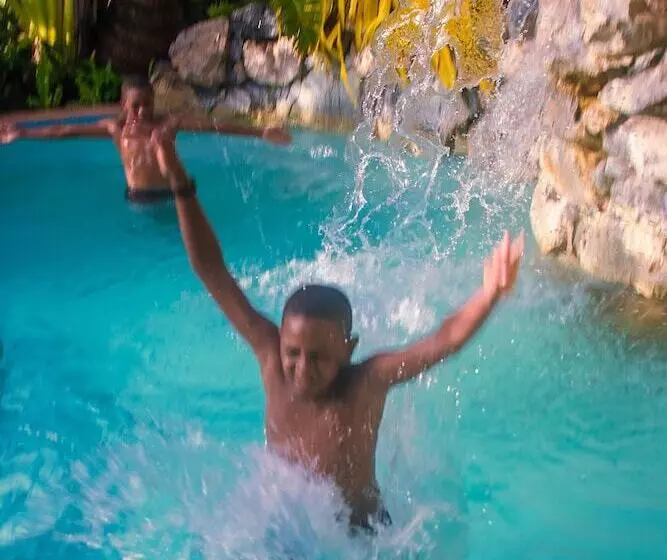 Hotel Kariwak Village Holistic Haven And