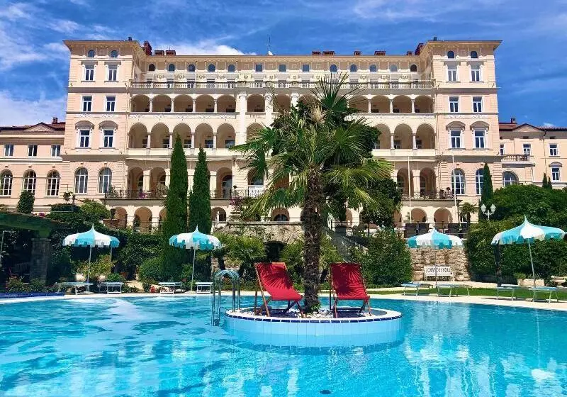 Hotel Kvarner Palace
