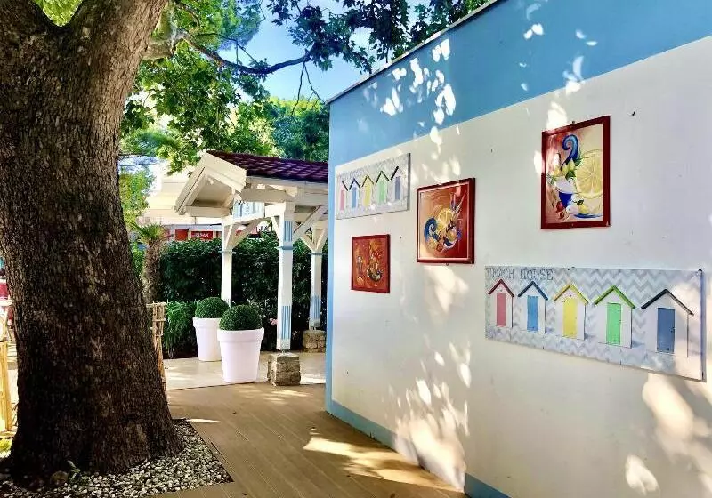 Hotel Kvarner Palace