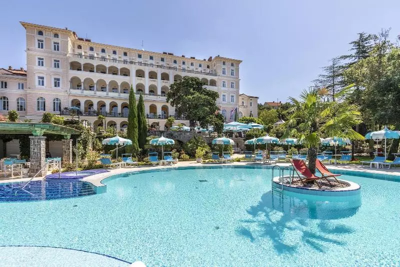 Hotel Kvarner Palace