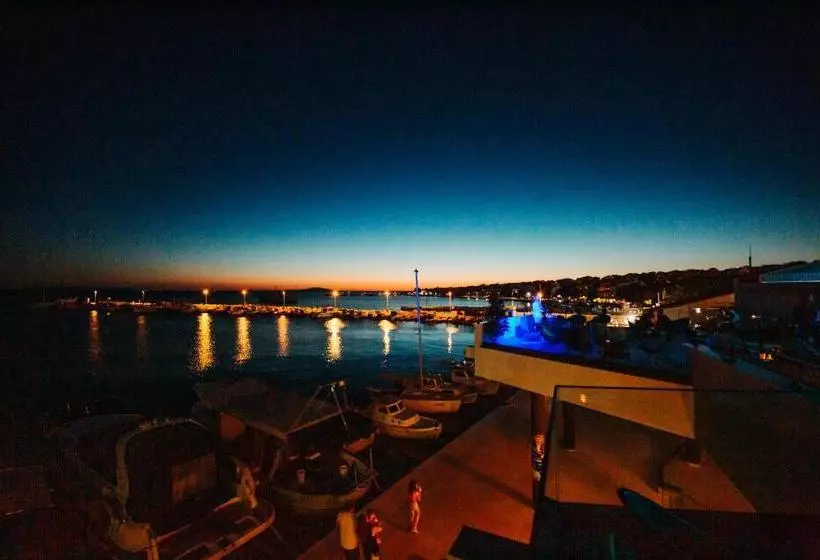 Hotelli The Loža Seaside Festival