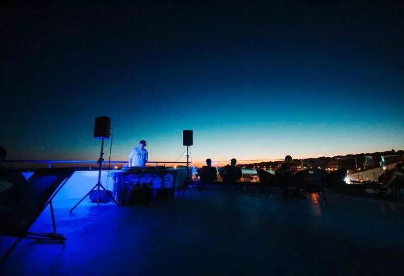 Hotelli The Loža Seaside Festival