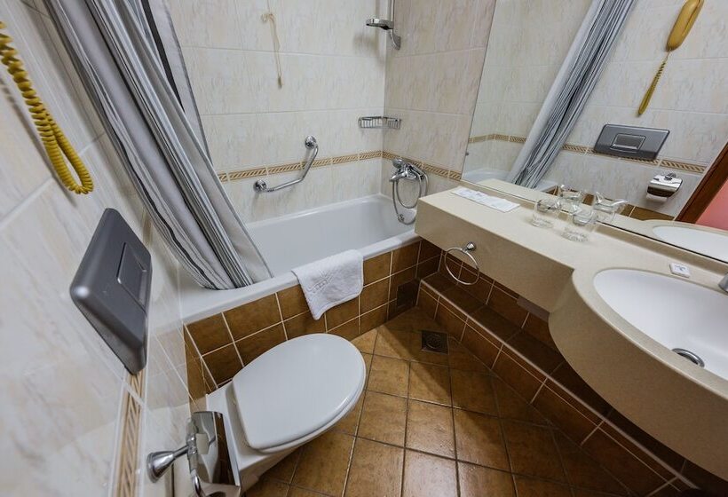 Отель Medena Budget