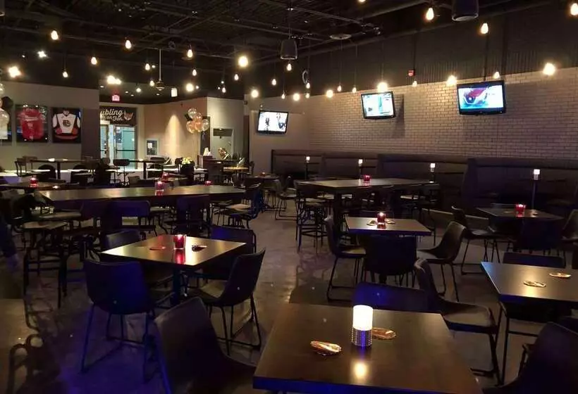 فندق Medicine Hat Lodge, Trademark Collection By Wyndham