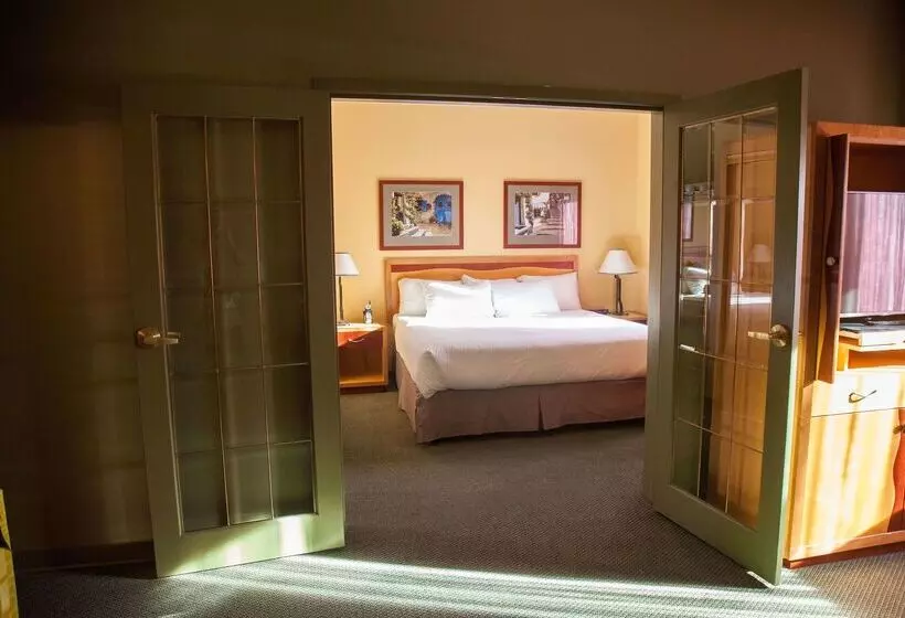 فندق Medicine Hat Lodge, Trademark Collection By Wyndham