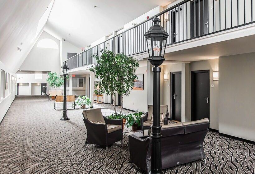 בית מלון כפרי Quality Inn & Suites Garden Of The Gulf