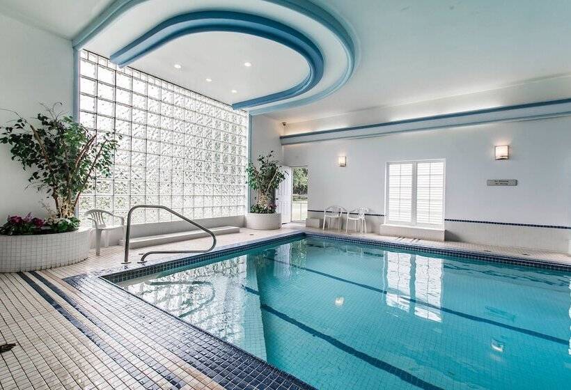 בית מלון כפרי Quality Inn & Suites Garden Of The Gulf